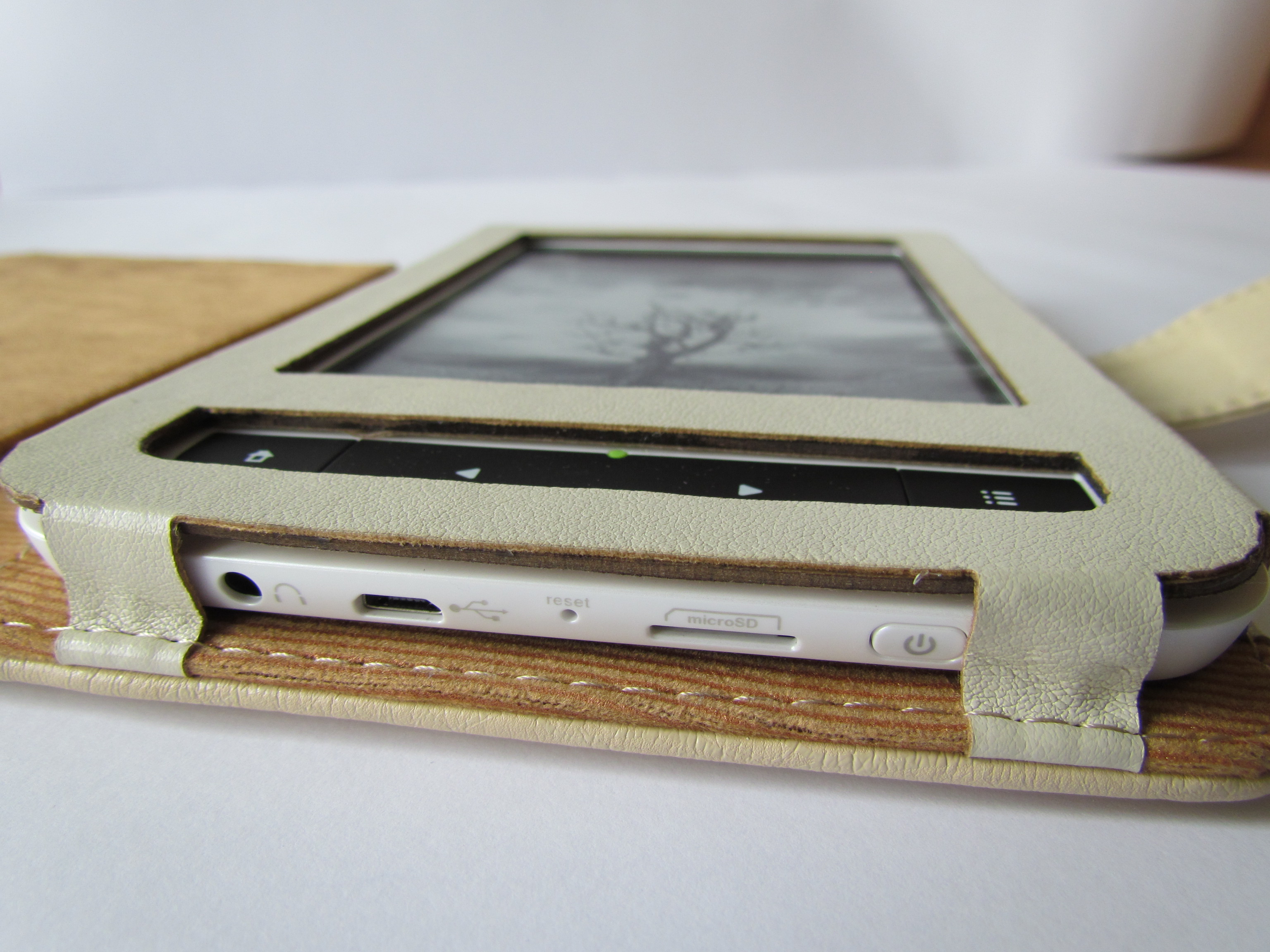 ibooki: Обложка для электронной книги PocketBook Basic Touch 624/Touch ...